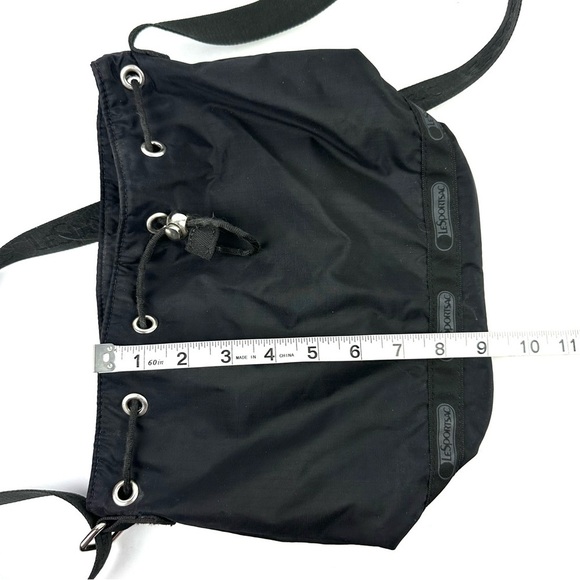 Lesportsac Drawstring Bucket Bag Black Nylon Crossbody Handbag Purse - Picture 9 of 12